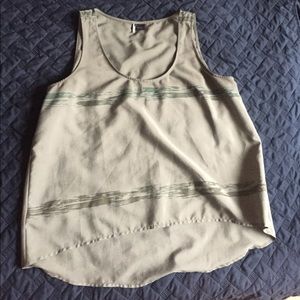 Sparkle & Fade Large Top. Sage green.